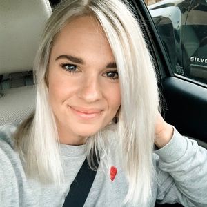 Meet your Posher, Kacey